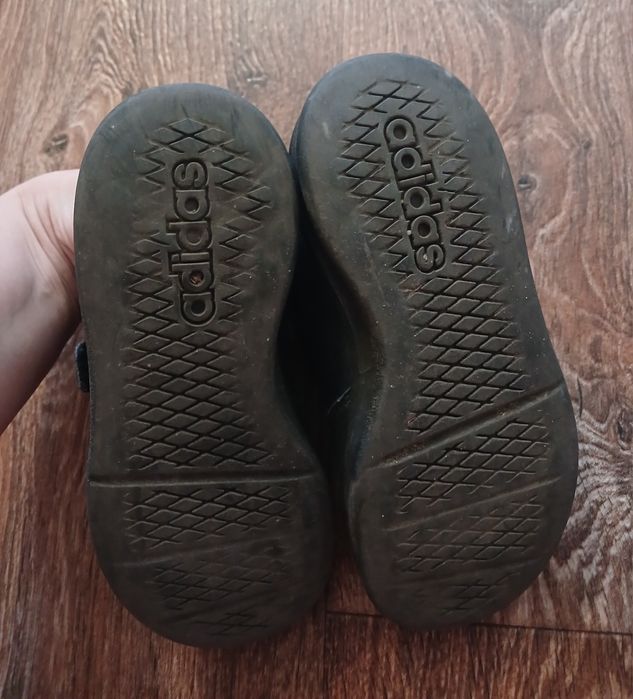 Фірмові кросівки,кожані кросівки,фирменные кроссовки,адидас,adidas