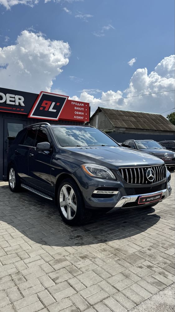 Mercedes-Benz W166 ML 250 BLUETEC 4 Matic 2015 р 2,1 Дизель 7АКПП