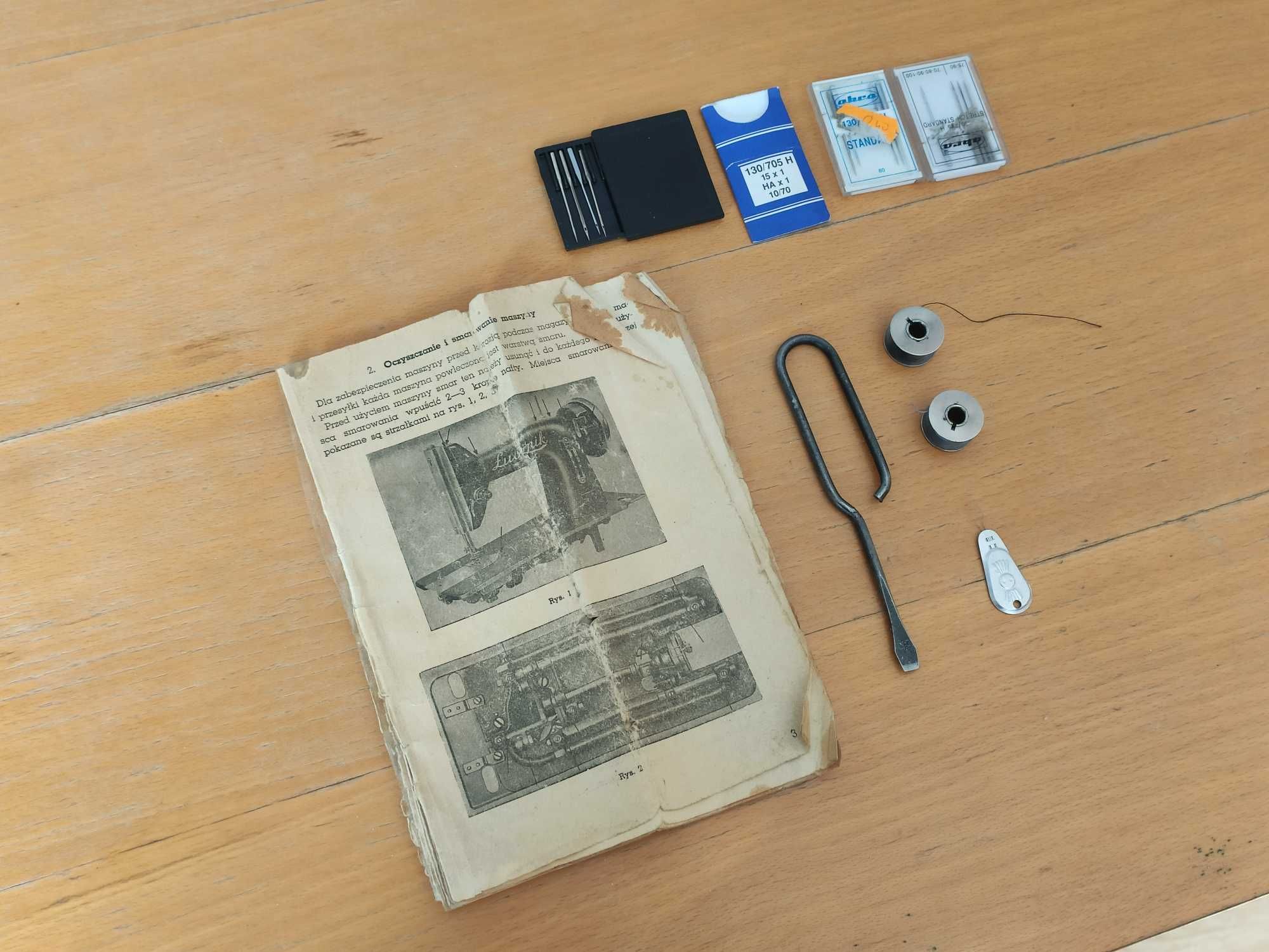 Maszyna do szycia Łucznik 82 retro PRL