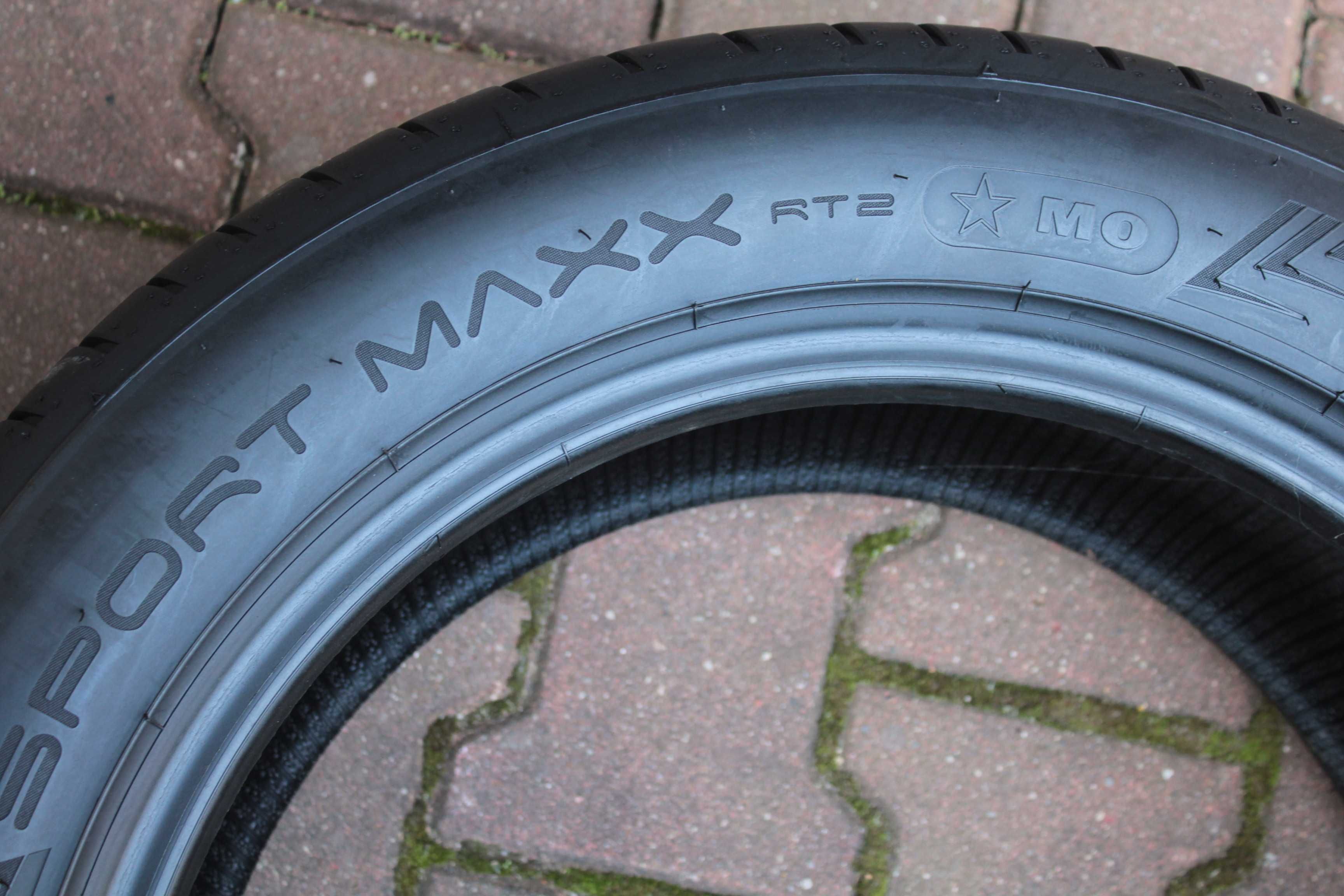 225 55 R17 Dunlop Sport Maxx RT2
