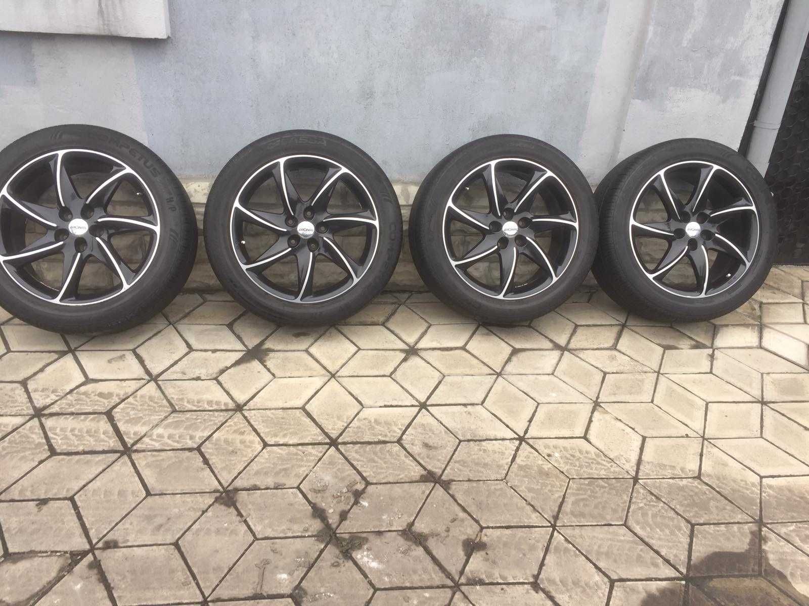 Диски 5/130r20,шины 275/45/20.Audi Q7  WV Touareg Porsche Cayenne