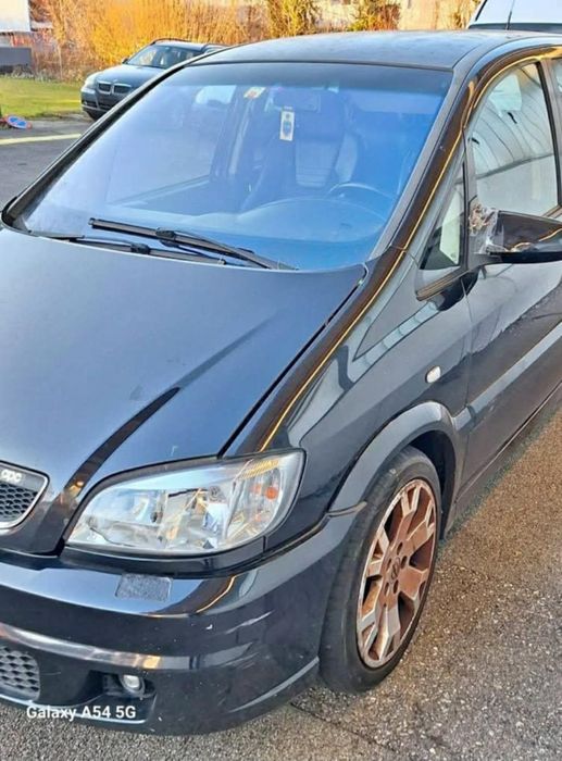 Opel zafira  opc