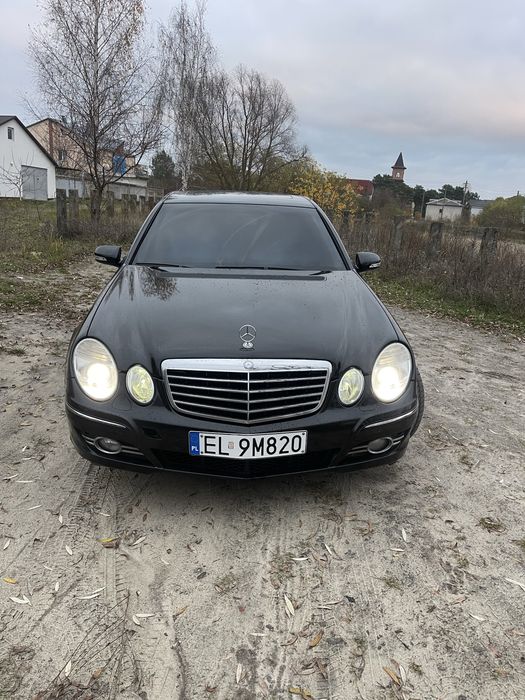 Мерседес 211 з економним 2.2 мотором