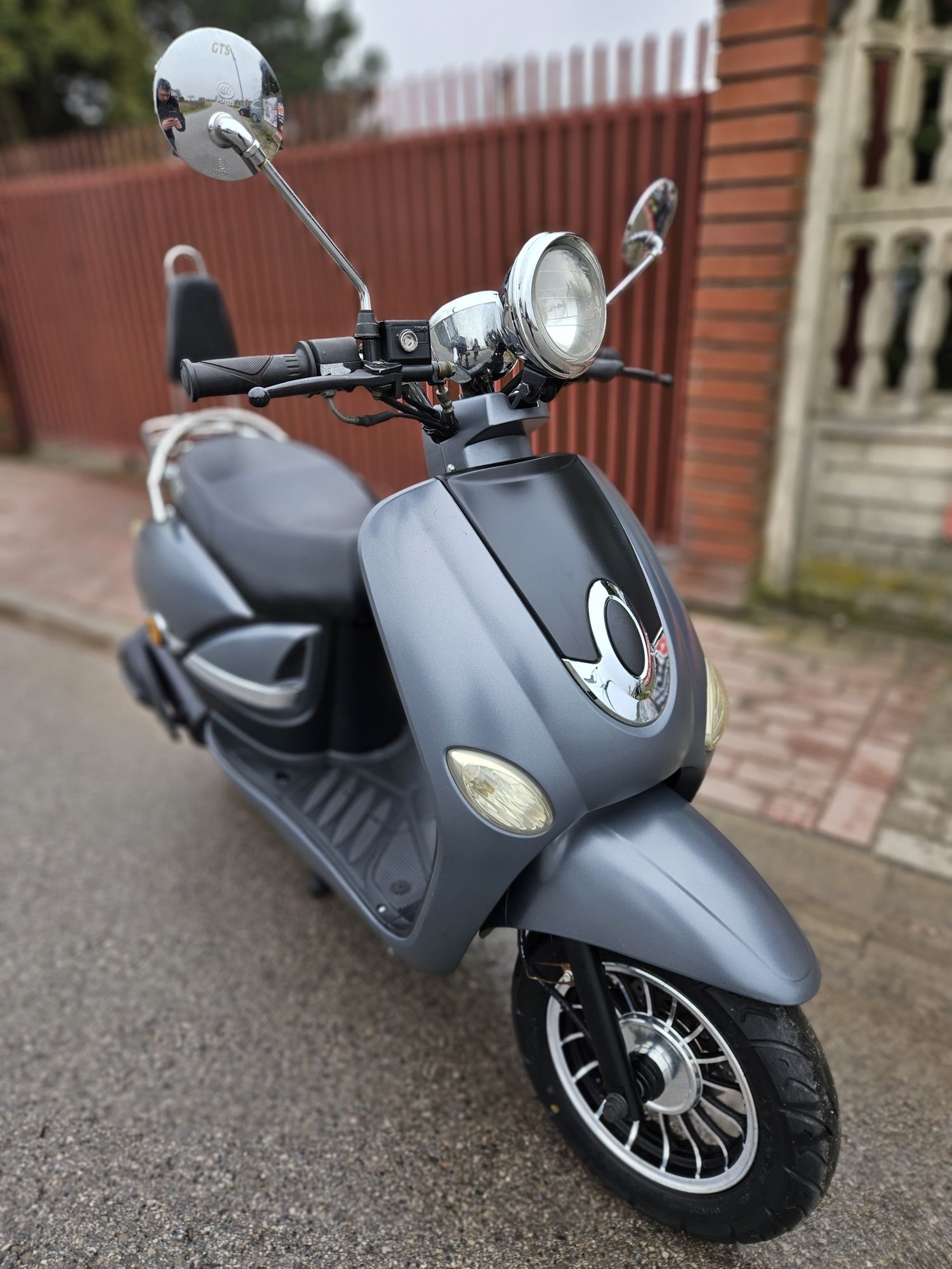 Skuter GTS Vespa Retro 50cc 4T 2019r 100% Sprawny Transport Raty !!