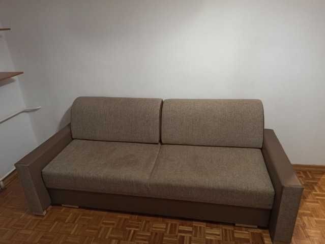 Beżowa kanapa za darmo