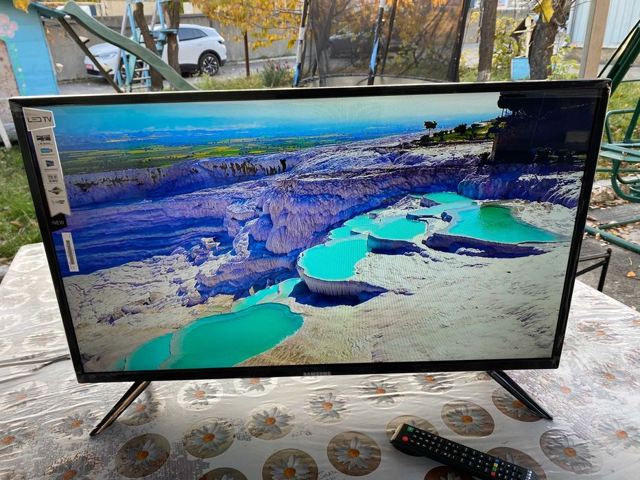 Телевизоры Самсунг 42 Smart TV 2/16GB 4K Samsung Корея голосовий пульт