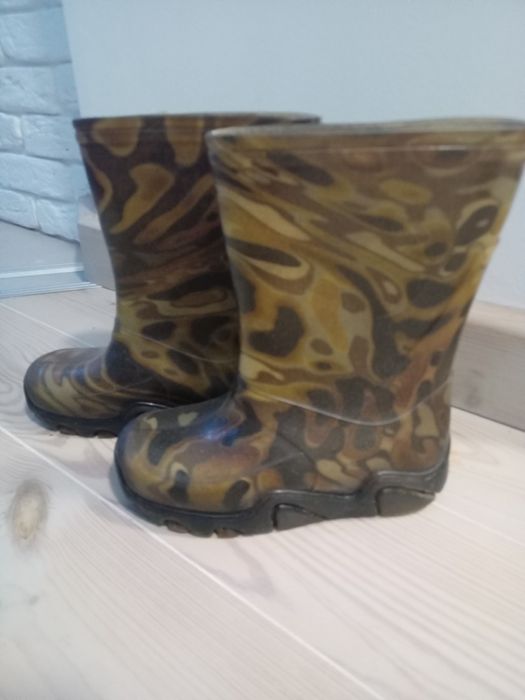 Бесплатно отдам р23-24, 24-25