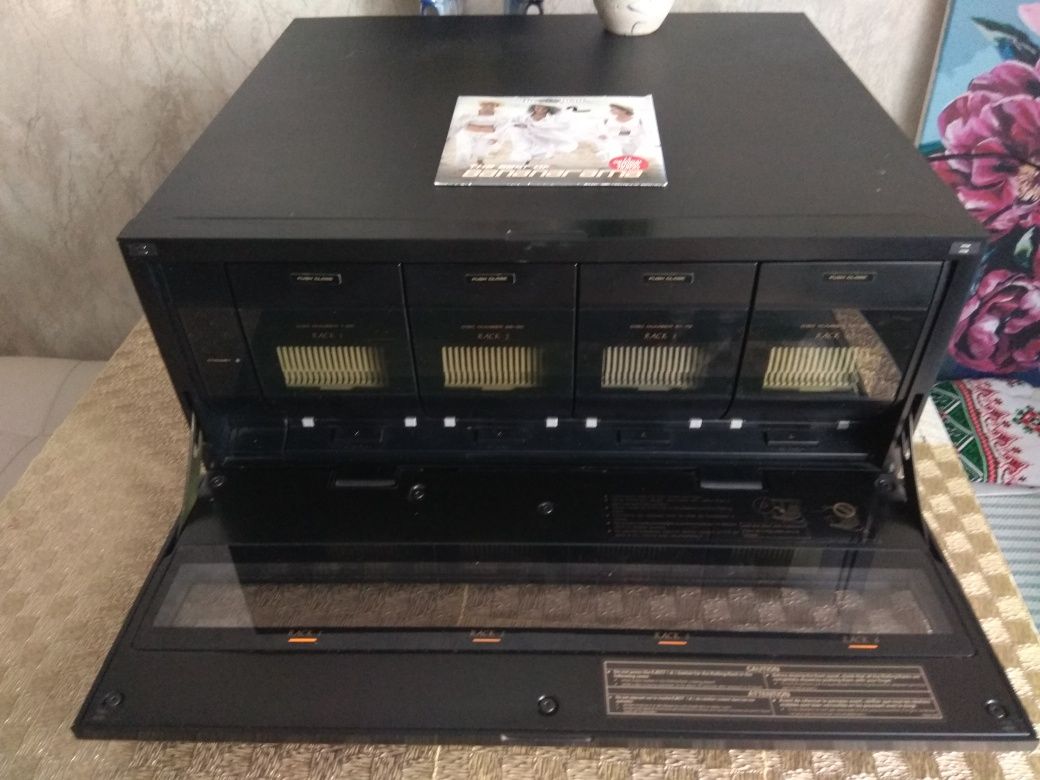 Pioneer pd-f100 cd  чейнджер програвач hi-fi