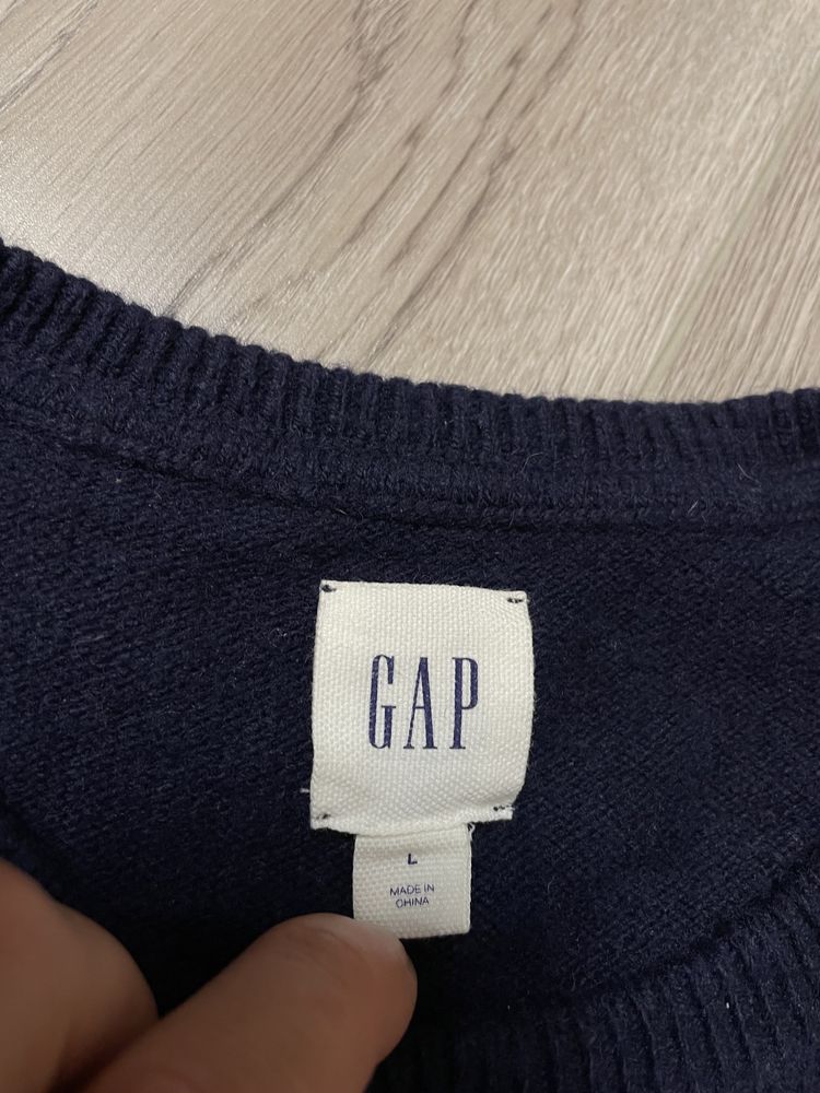 Свитер Gap