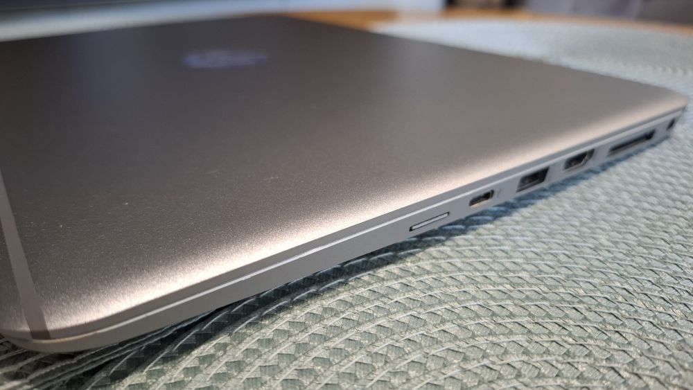 Laptop HP folio Elitebook 1040 G3 Moduł GSM