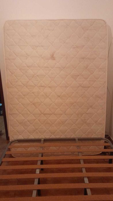 Sofá e estrado mais colchão