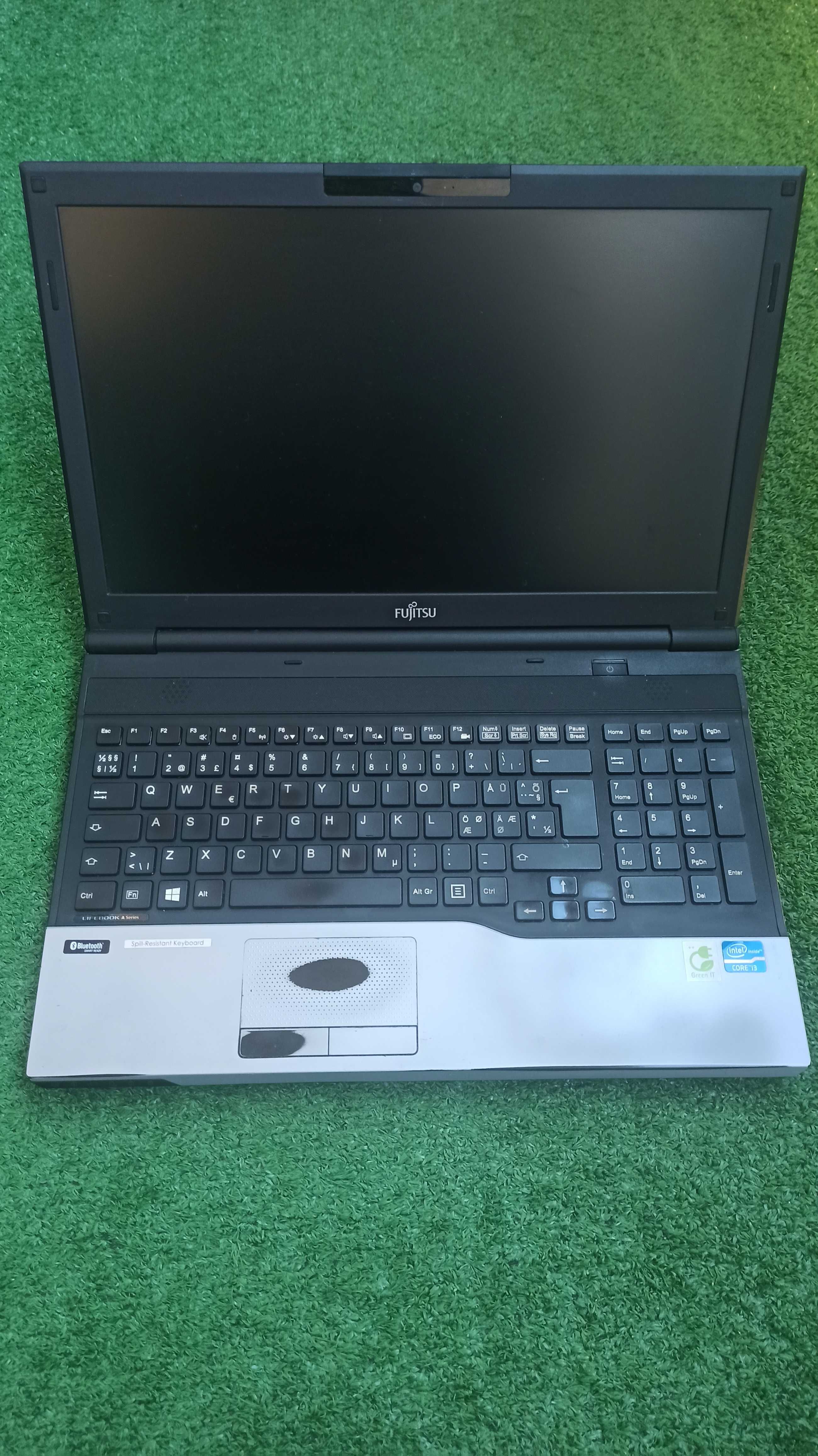 Laptop Fujitsu A532