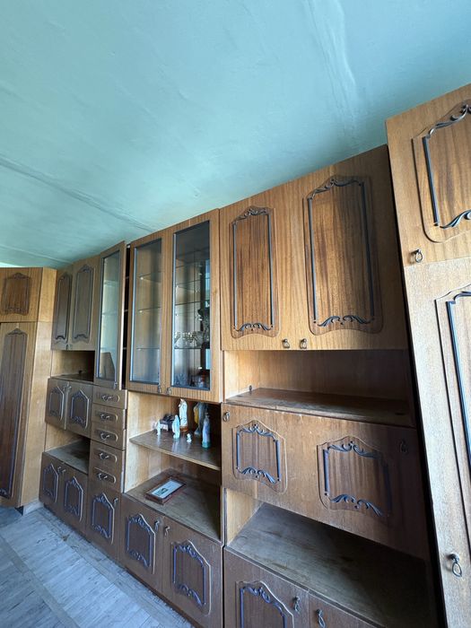 Стінка меблева, шафа