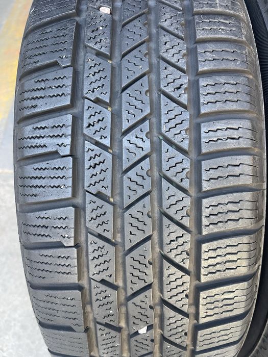 Шини щимові R17 225 65 Continental Склад Осокорки RLX
