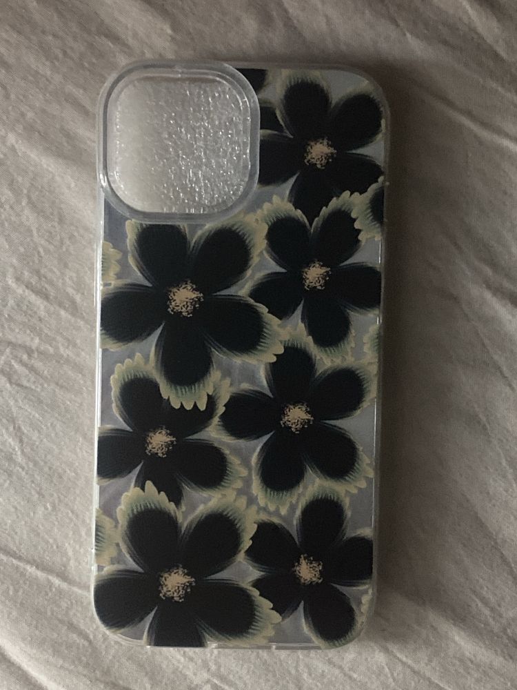 Capa de iphone 15 nova