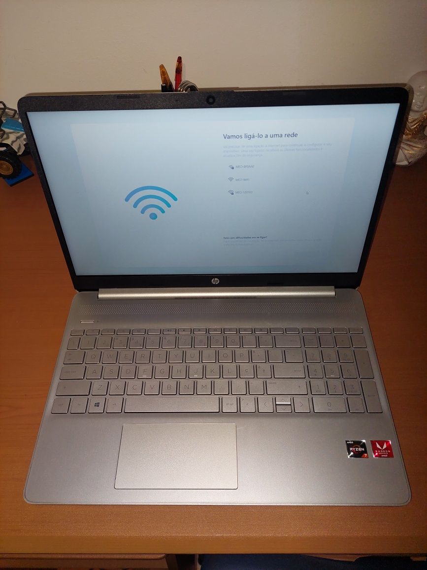 Portátil PC HP Rysen 7 16Gb Ram
