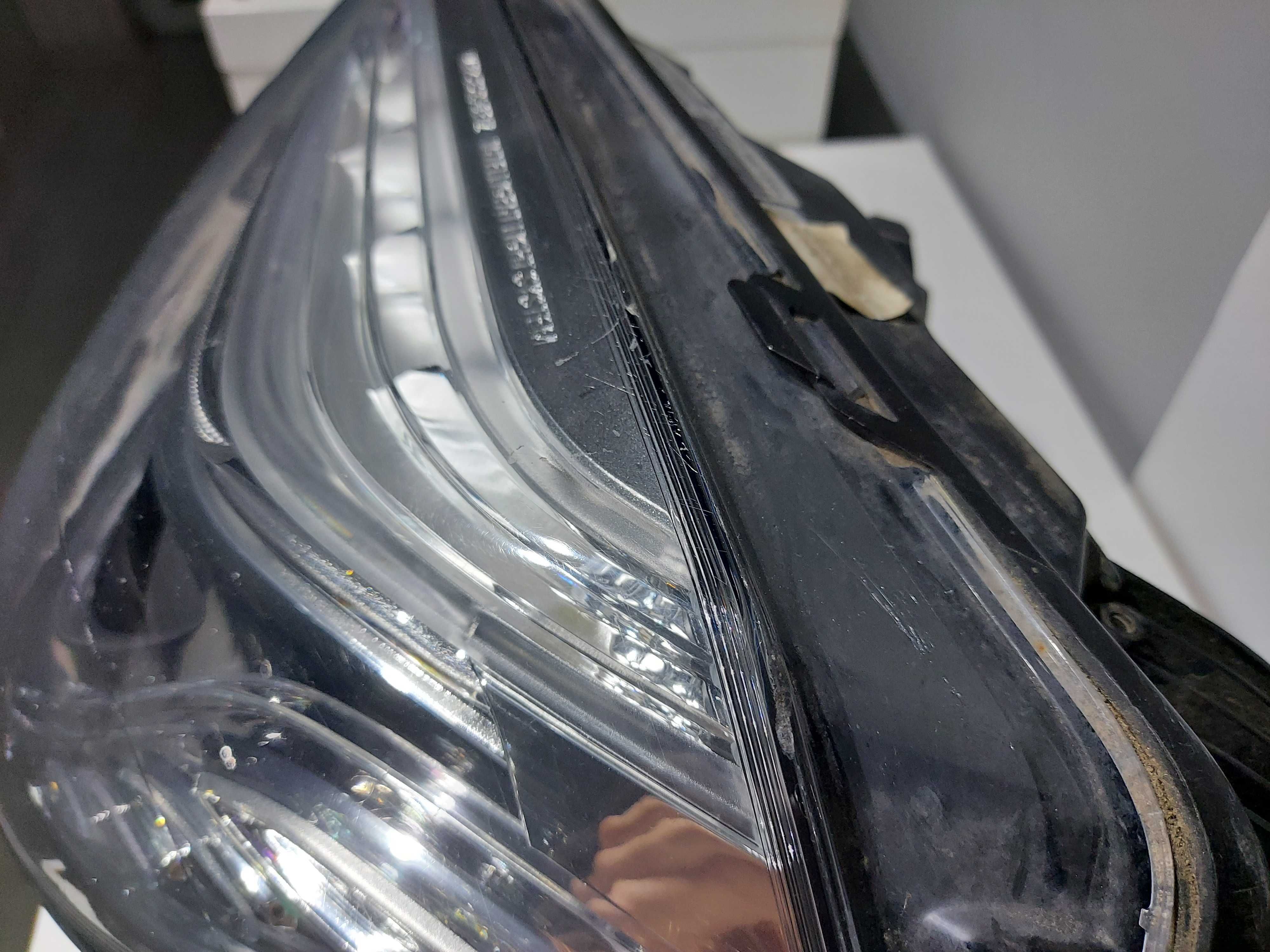 Mercedes GLK X204 12- Lift Lampa reflektor lewy przód BI-XENON 9PIN EU