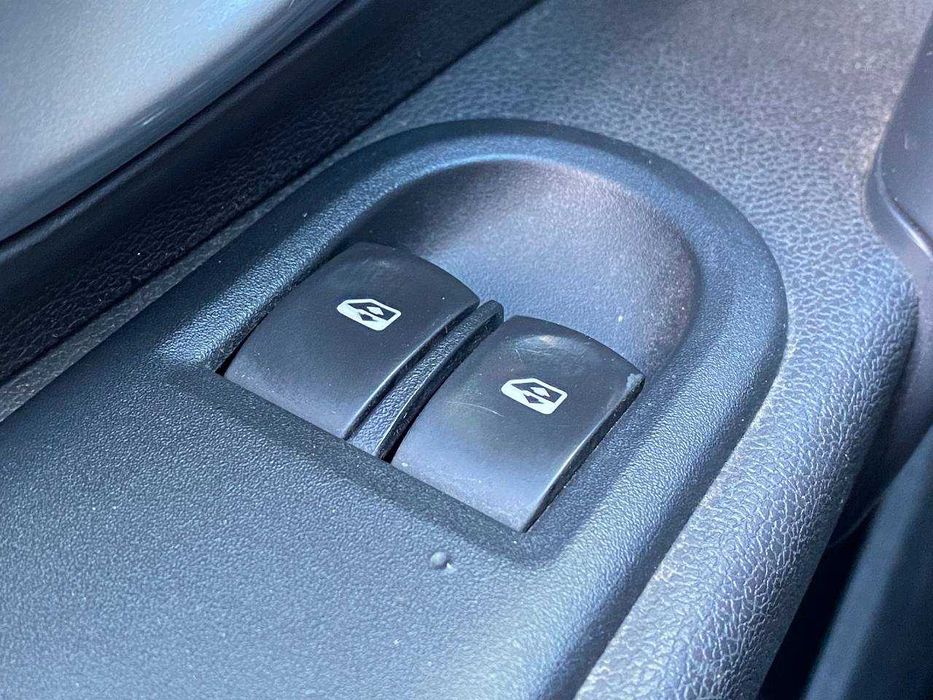 Продам автомобіль Renault Clio 3