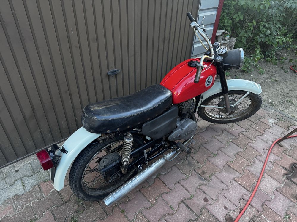 Wsk 125 85rok ( wfm shl junak )