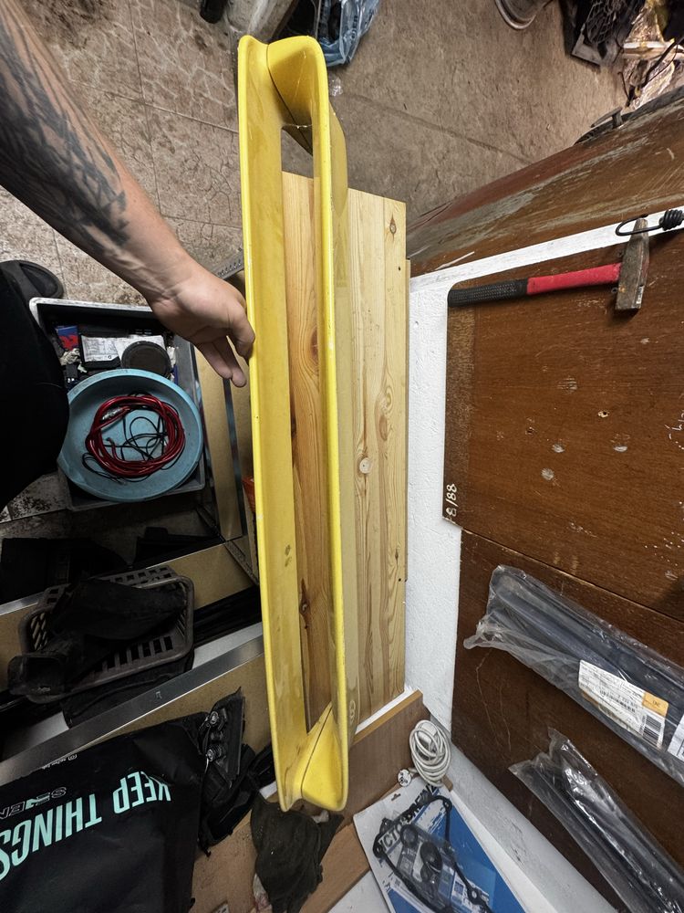 Spoiler e36 GtClass 2 oryginal. Dakargelb