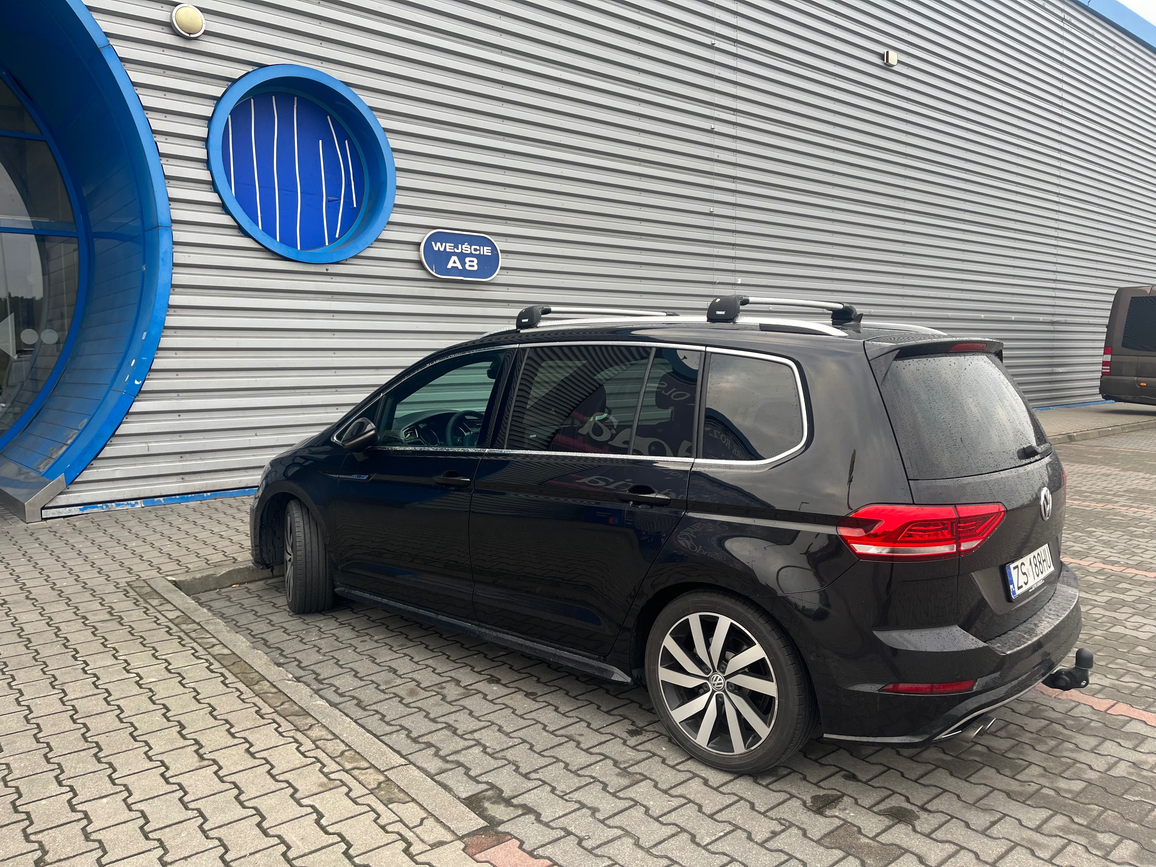 VW Touran 2017r, automat 180tys r-line ,1,8 tfsi okazja