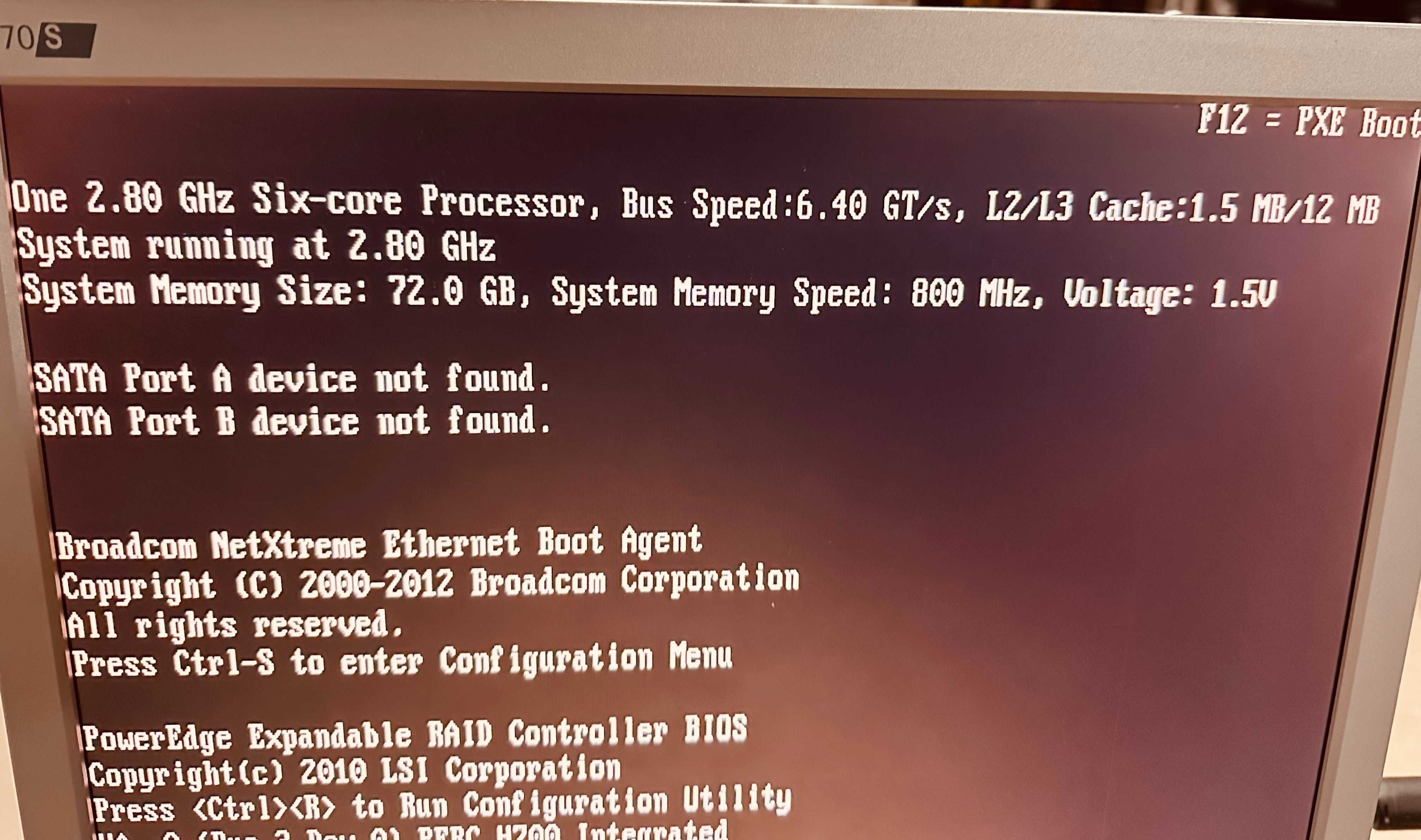 Servidor Dell PowerEdge R710 1 CPU 6 cores 2.80Ghz 72GB 6 discos 2TB