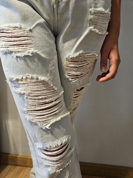 Spodnie z dziurami XS/S