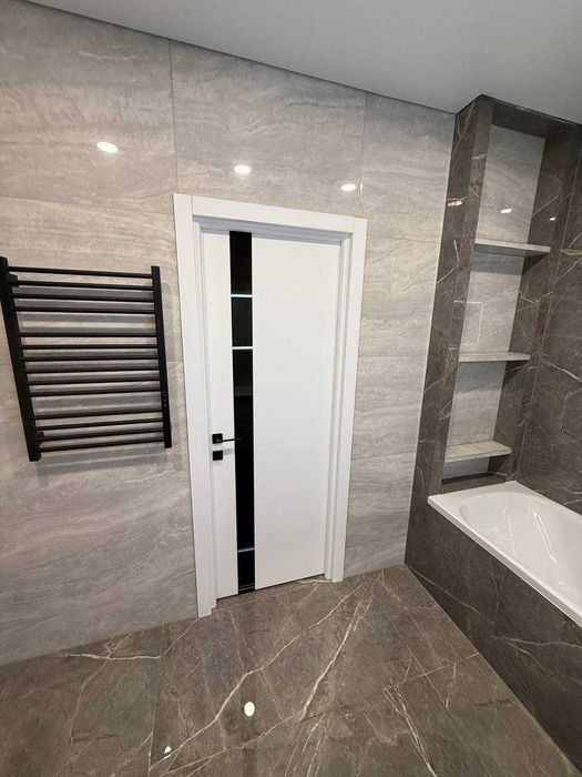 2к, Виставка, Рауш, здана НБ, дизайн.ремонт