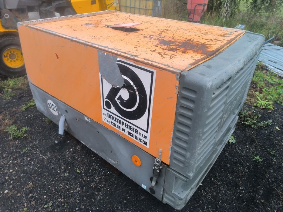 Kompresor śrubowy spalinowy Compair C38