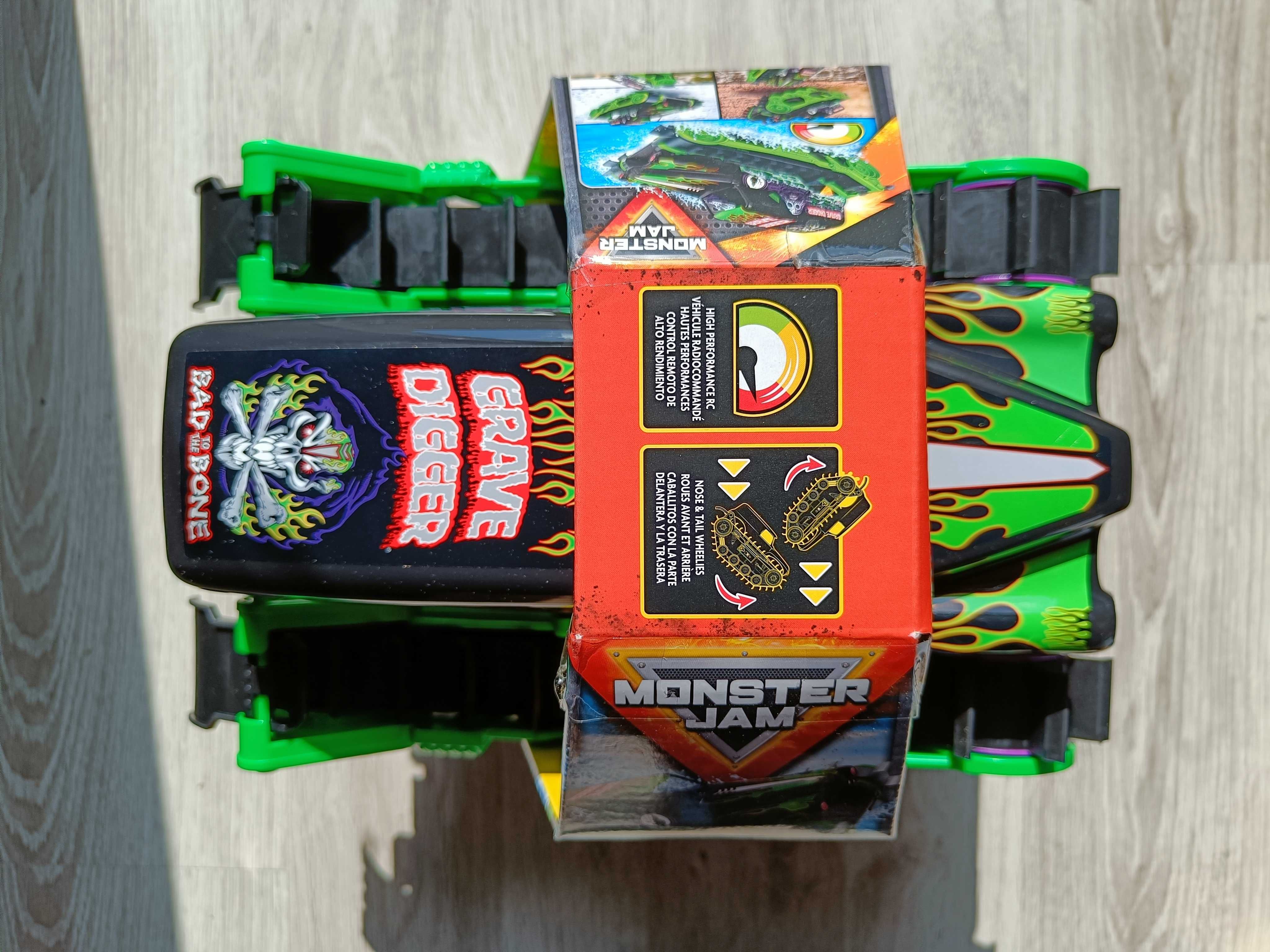 NOWY Zdalnie sterowany pojazd łańcuchowy Monster Jam Grave Digger Trax