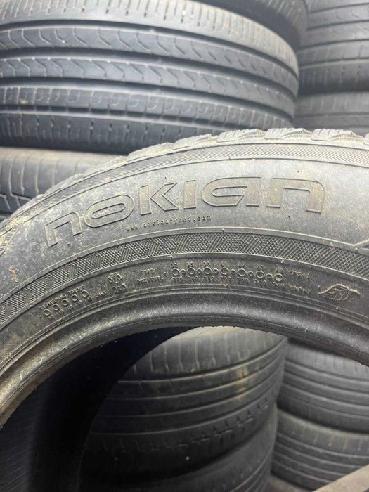 245/60 R18 Nokian пара зима
