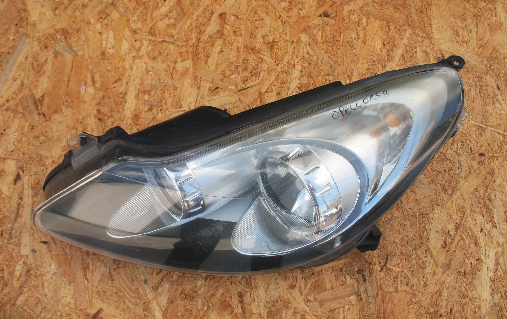 Opel Corsa D lampa Lewa przód Oryginał EU