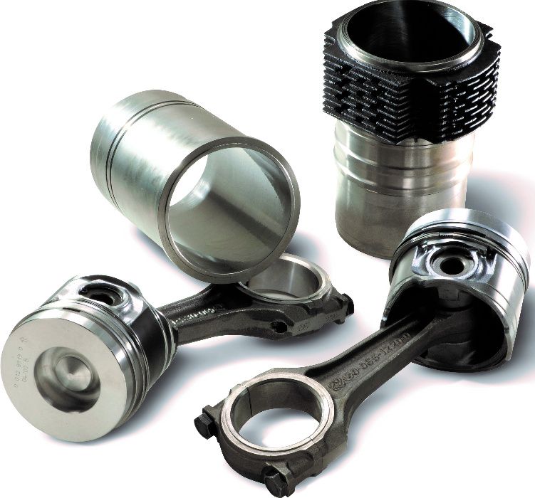 Zestaw! Tuleja Tłok Pierścienie Silnika MWM Fendt cylinder głowica STD