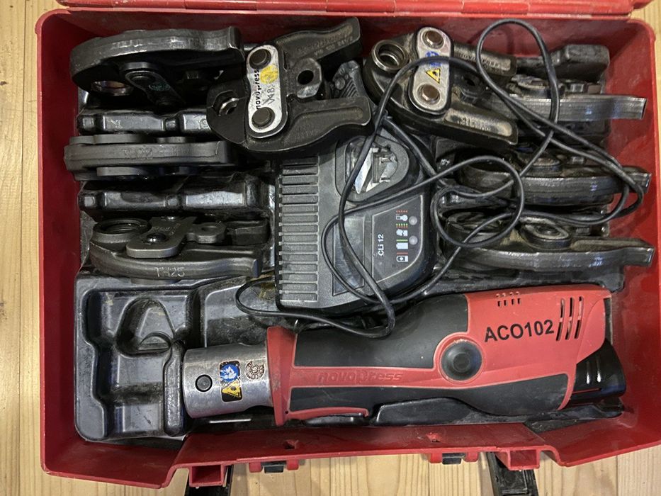 Прес-кліщі для труб металопластикових та мідних