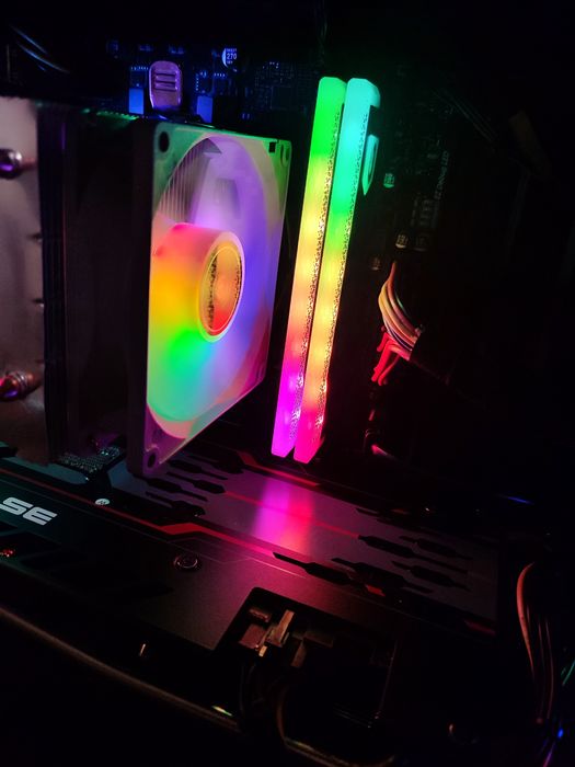 Ігровий ПК: RX5600XT , I3-12100, Оперативка 16Gb зRGB, SSD480Gb