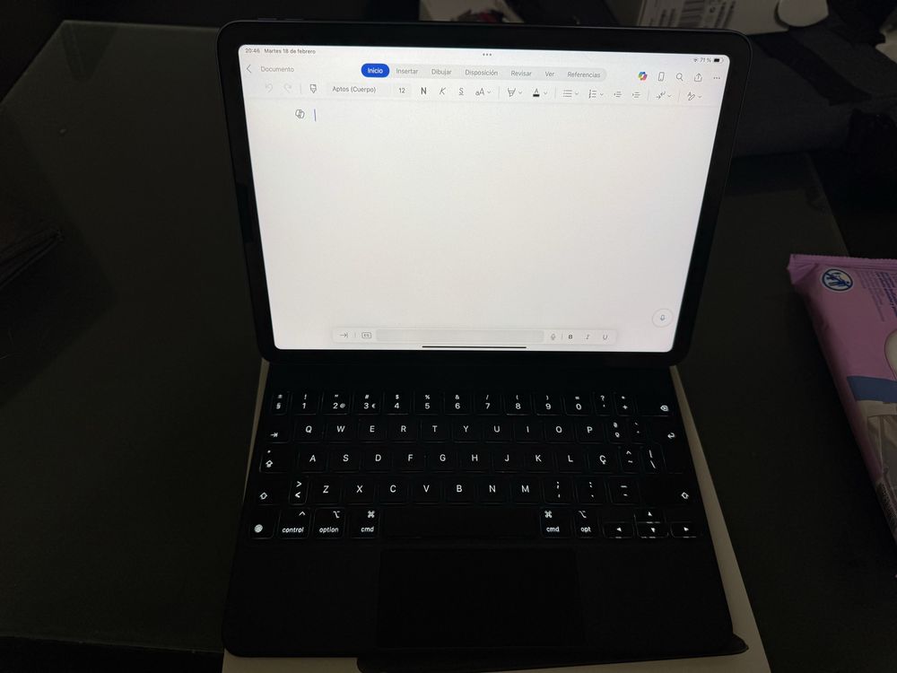 Magic Keyboard Apple 11”