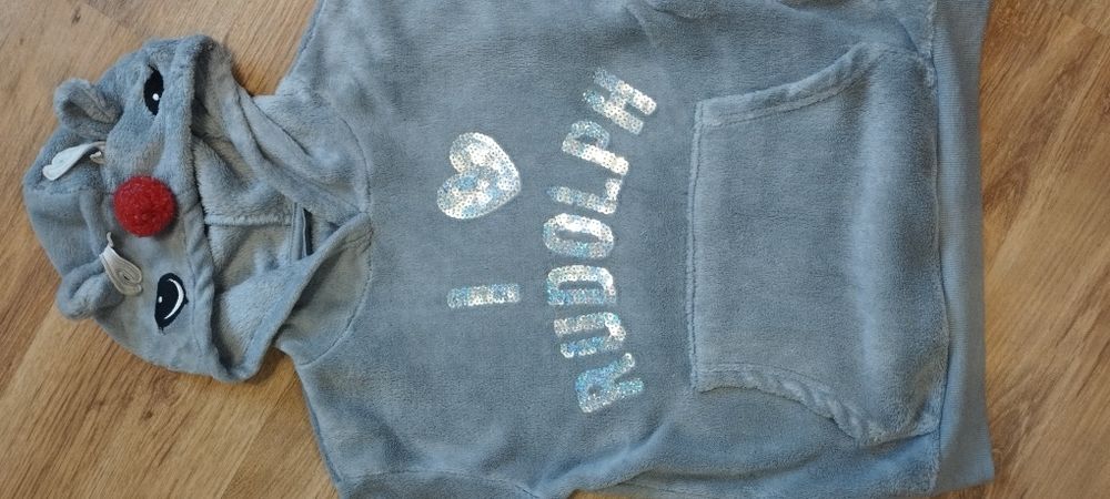 Bluza z kapturem rozmiar 134/140