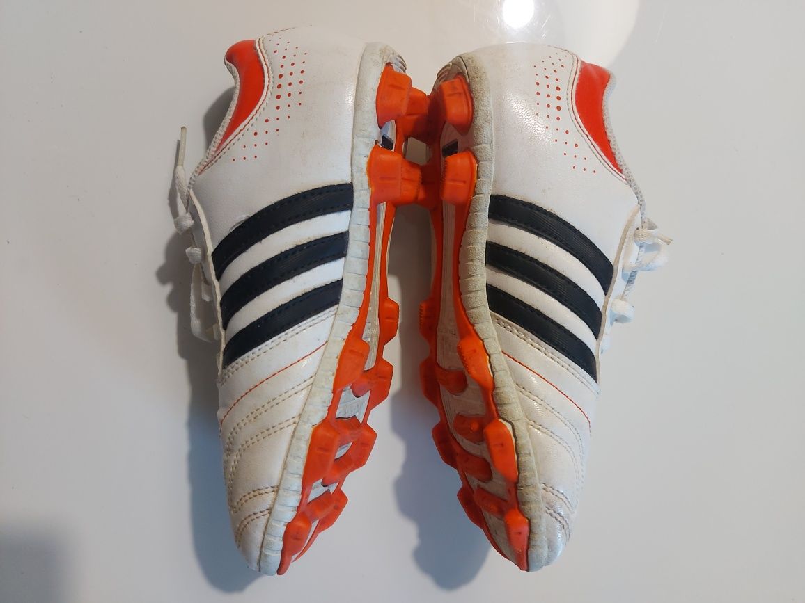 Buty piłkarskie adidas 11Questra trx 34