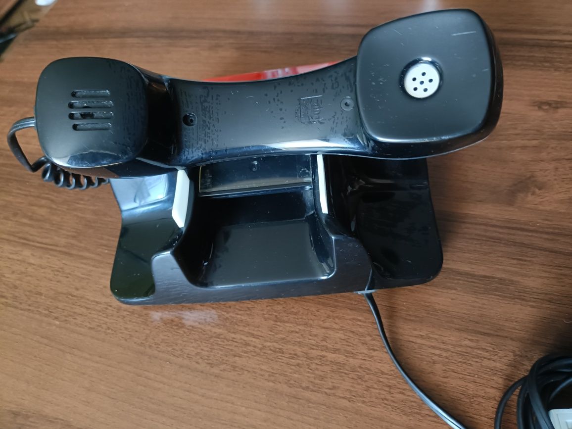 Telefon stacjonarny firmy Teli dobry stan