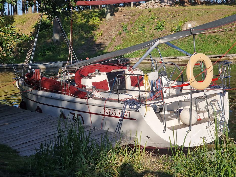 Sprzedam jacht żaglowy Libra 30