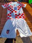 Sprzedam komplet sportowy chłopięcy