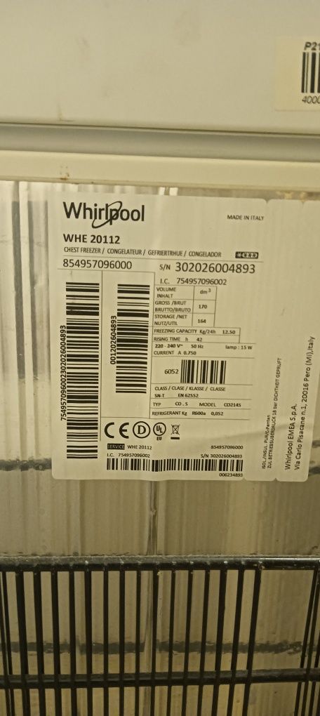 Arca congeladora horizontal Whirlpool com fechadura.