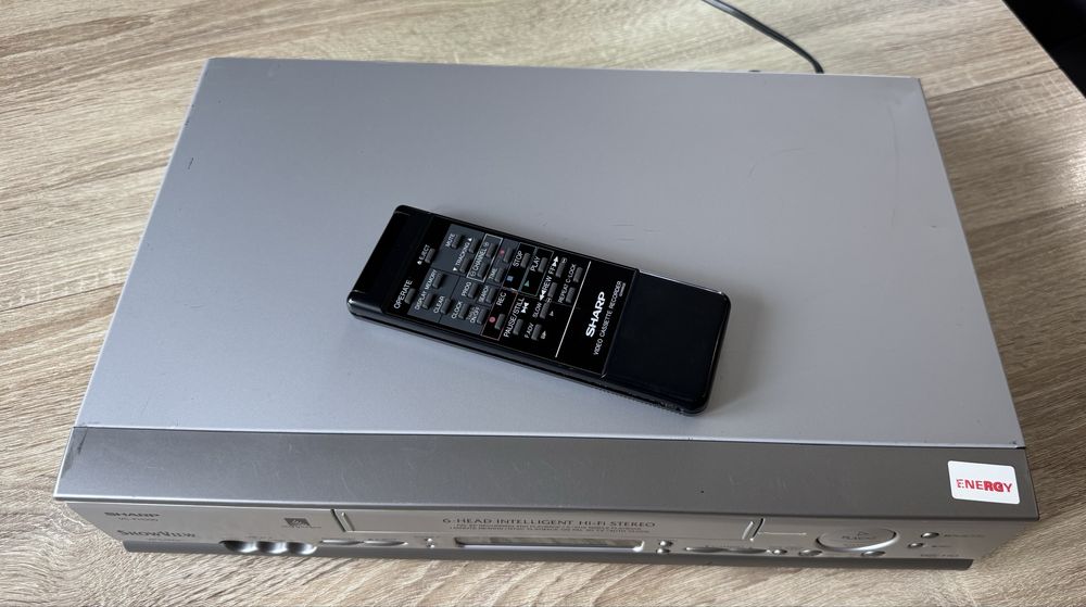SHARP VC-FH300 #Magnetowid VHS #6HD #Hi-Fi Stereo #S-VHS Play #Pilot