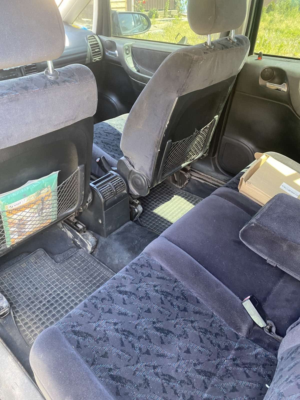 Opel Zafira a 2002