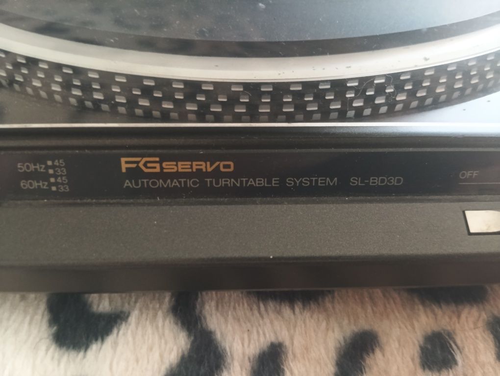 Gramofon Technics sl-bd3d