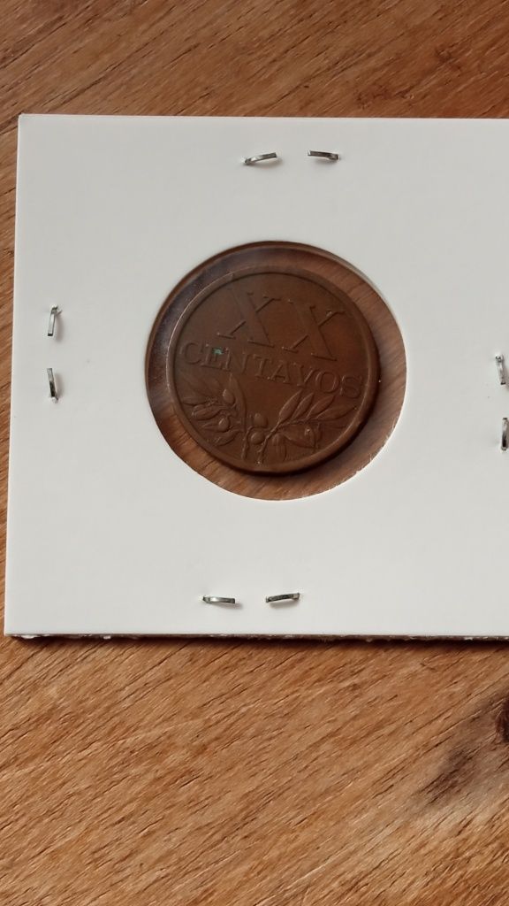 Moeda de XX centavos de 1963