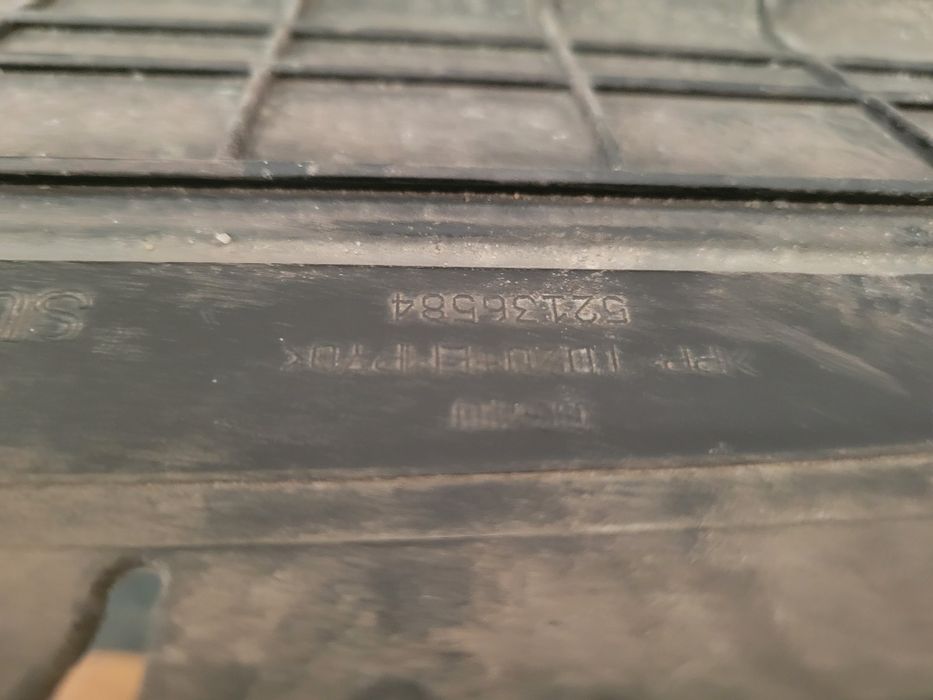 Jeep renegade 2.4 дифузор, повітряний дифлектор