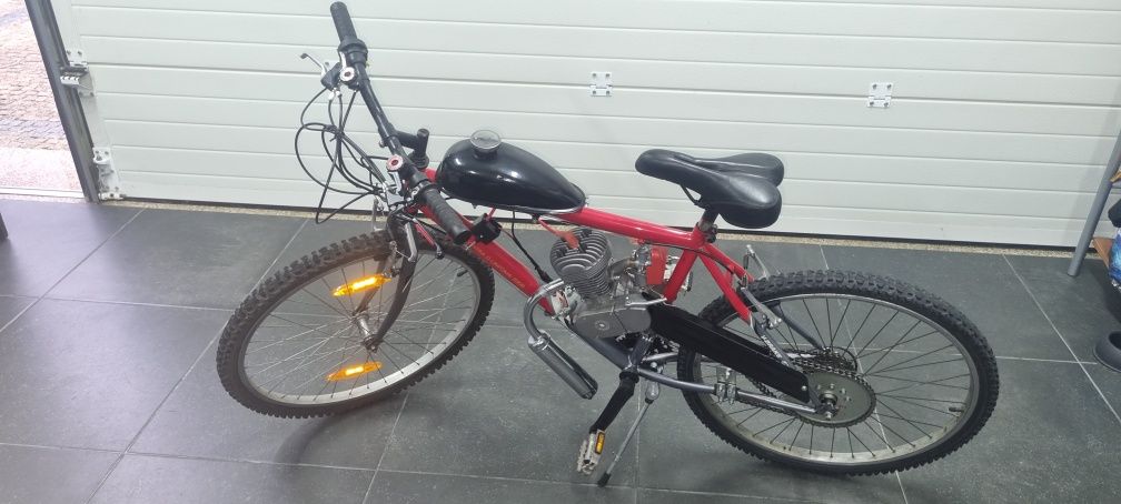 Bicicleta roda 26 com motor novo 80cm2