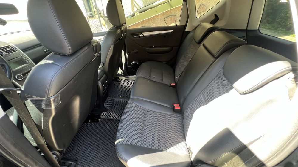 Продаж Mercedes-Benz A-Class A180 2010