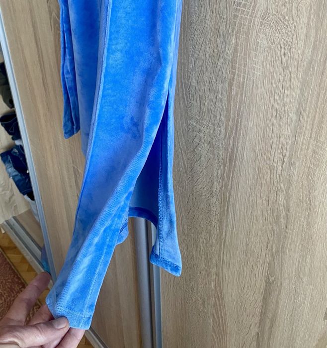 PrettyLittleThing S(М) велюровий костюм шикарний